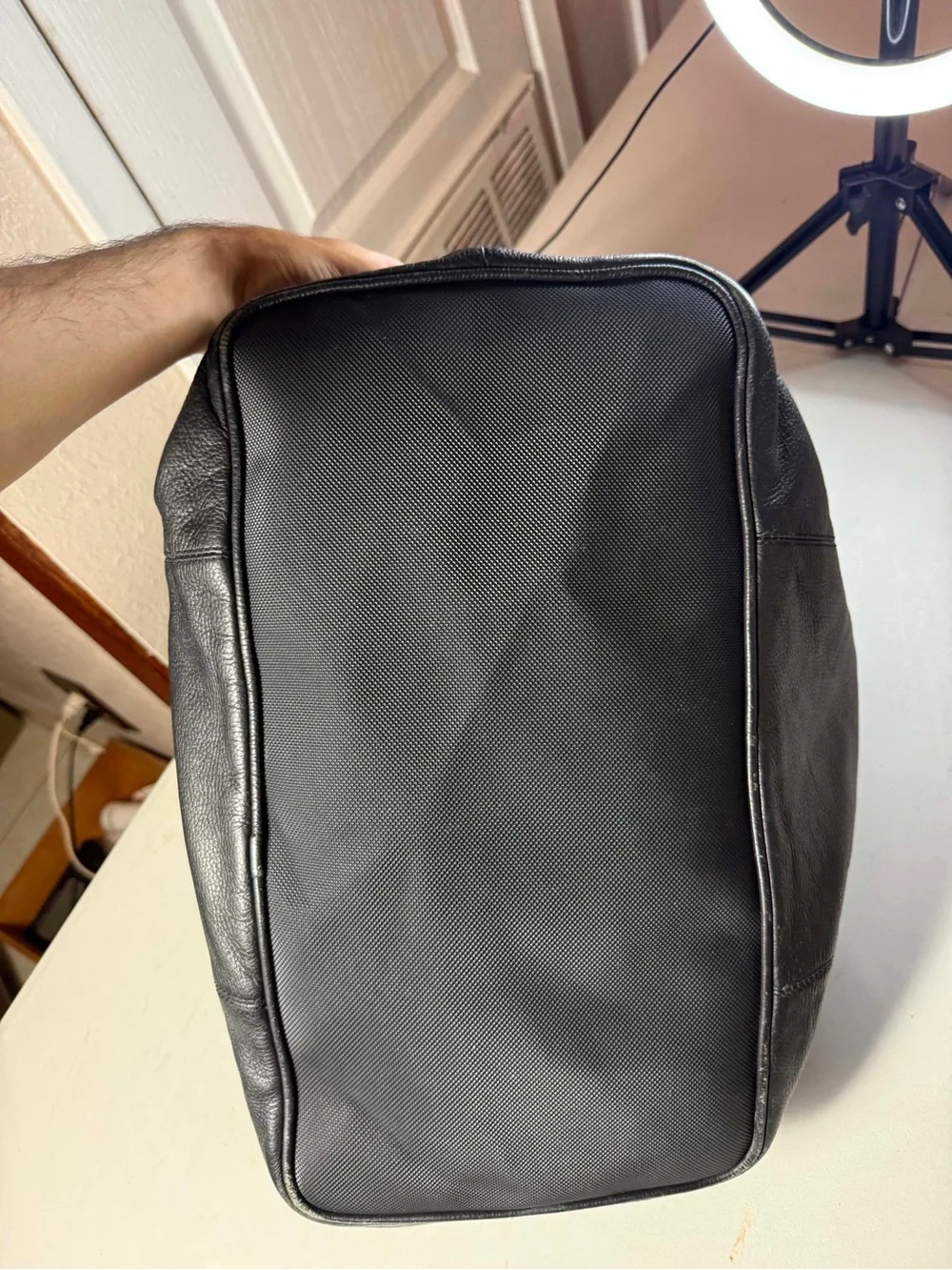 COLE HAAN BLACK GENUINE LEATHER TRAVEL DUFFEL CARRY ON OVERNIGHT BAG